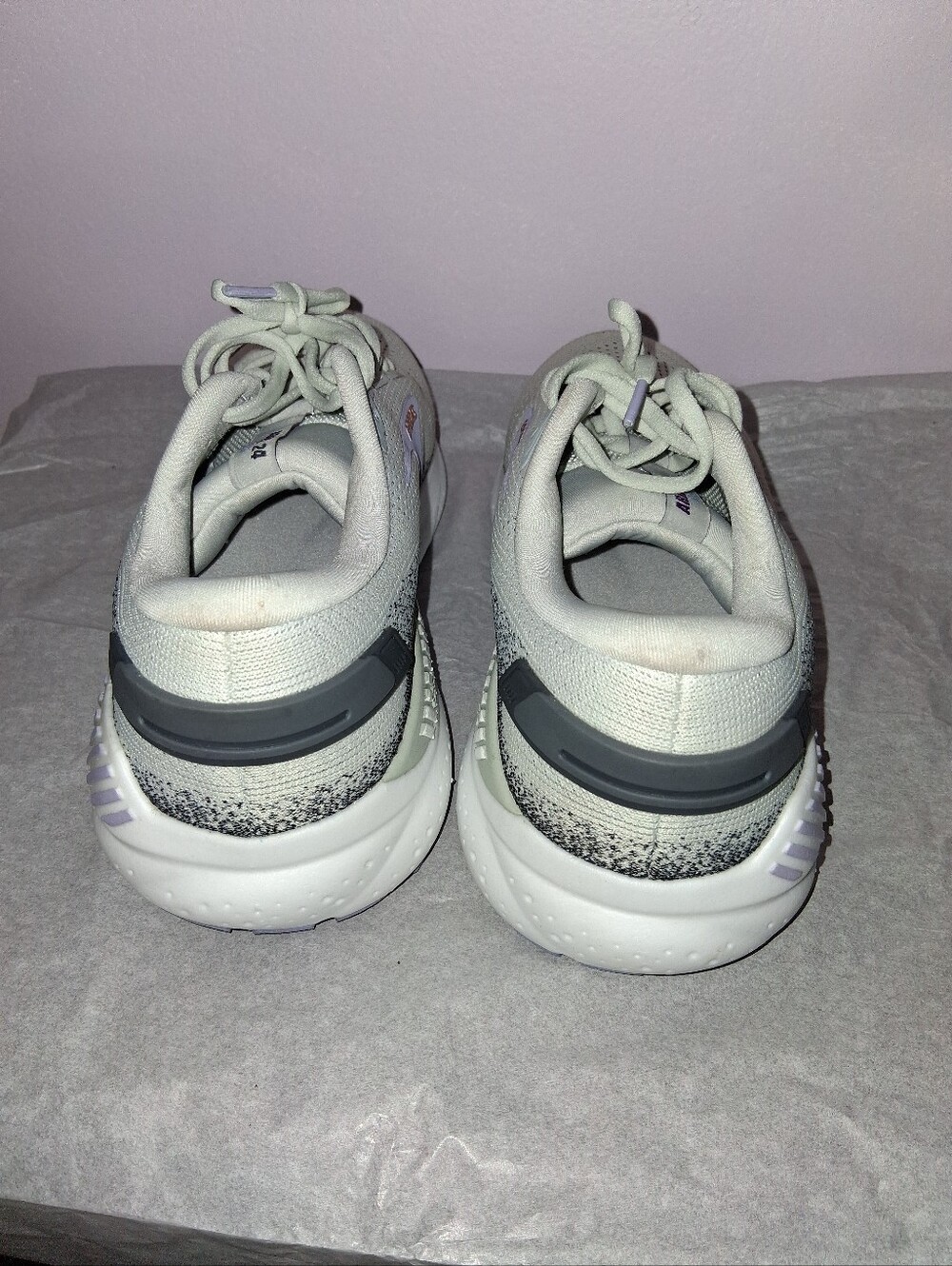 Brooks Women's Ariel 24 GTS 10.5B - Picture 4 of 7
